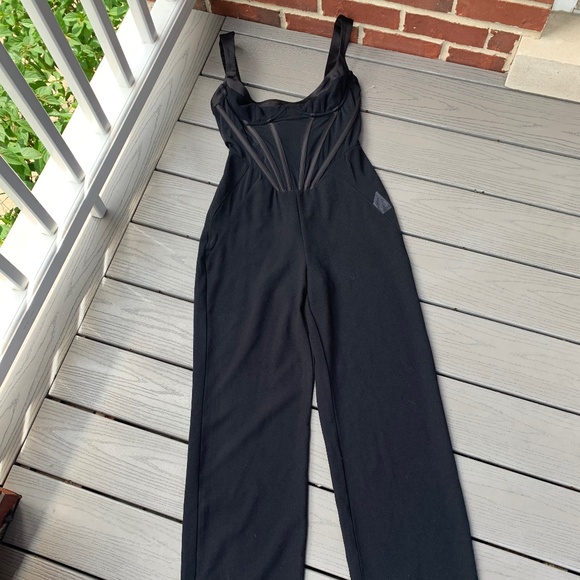 House of CB Mylene Stretch Crepe Jumpsuit - Picture 4 of 16